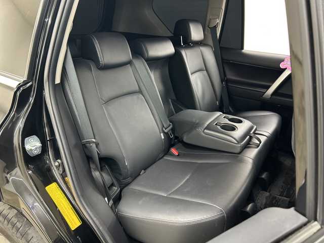 トヨタ ランドクルーザー プラド TX Lパッケージ 長崎県 2021(令3)年 5.3万km ブラック トヨタセーフティセンス/・プリクラッシュセーフティ/・レーンディパーチャーアラート/・先行車発進告知/・ロードサインアシスト/純正７インチナビ（NSZT-W68T）/・フルセグ/・DVD/・Bluetooth/バックカメラ/クルーズコントロール/モデリスタエアロ（フロント）/オートハイビーム/LEDヘッドライト/前席パワーシート/前席シートヒーター/前席エアーシート/オートリトラミラー/フィルム施工/コーナーセンサー/純正