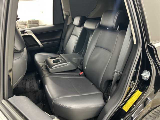 トヨタ ランドクルーザー プラド TX Lパッケージ 長崎県 2021(令3)年 5.3万km ブラック トヨタセーフティセンス/・プリクラッシュセーフティ/・レーンディパーチャーアラート/・先行車発進告知/・ロードサインアシスト/純正７インチナビ（NSZT-W68T）/・フルセグ/・DVD/・Bluetooth/バックカメラ/クルーズコントロール/モデリスタエアロ（フロント）/オートハイビーム/LEDヘッドライト/前席パワーシート/前席シートヒーター/前席エアーシート/オートリトラミラー/フィルム施工/コーナーセンサー/純正