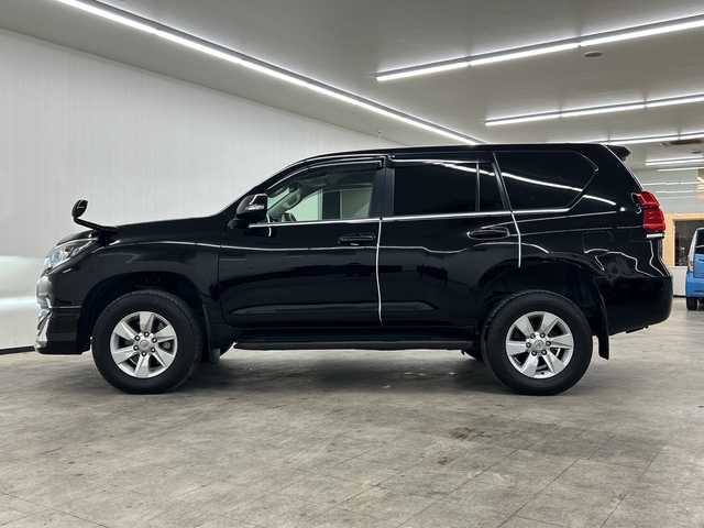 トヨタ ランドクルーザー プラド TX Lパッケージ 長崎県 2021(令3)年 5.3万km ブラック トヨタセーフティセンス/・プリクラッシュセーフティ/・レーンディパーチャーアラート/・先行車発進告知/・ロードサインアシスト/純正７インチナビ（NSZT-W68T）/・フルセグ/・DVD/・Bluetooth/バックカメラ/クルーズコントロール/モデリスタエアロ（フロント）/オートハイビーム/LEDヘッドライト/前席パワーシート/前席シートヒーター/前席エアーシート/オートリトラミラー/フィルム施工/コーナーセンサー/純正