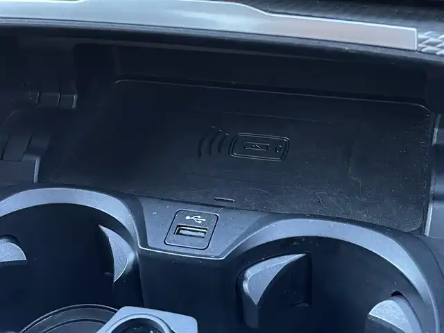 ＢＭＷ ３２０ｉ Mスポーツ 三重県 2019(令1)年 2.5万km サファイアブラックP コンフォートパッケージ　/社外地デジチューナー　　/DVD再生可　/電動トランク　/純正ナビ　/全方位カメラ　/Blueotth　/ETC　/純正18AW　/アンビエントライト　/ACC　/インテリジェントセーフティ　/LED　