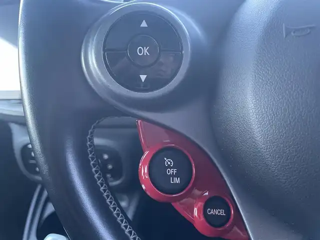 スマート ＭＣＣ スマート BRABUS エクスクルーシブ 栃木県 2019(令1)年 2.7万km 白Ⅱ 9インチフローティングナビ/　CN-F1DVD/フルセグTV/バックカメラ/ETC/キーレスキー/GPSレーダー/ドライブレコーダー/ガラスルーフ/レーンキープアシスト/クルーズコントロール/黒革シート/シートヒーター/リアソナー/LEDヘッドライト/オートライト