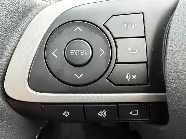 トヨタ ライズ Z 愛知県 2020(令2)年 2.7万km シャイニングホワイトパール スマートアシスト/純正ディスプレイオーディオ/・フルセグTV/・AM/FM/・USB/パノラミックビューモニター/モデリスタフルエアロ/ETC/ブラインドスポットモニター/ドライブレコーダー/シートヒーター/フロアマット/純正17インチアルミホイール/LEDヘッドライト/スマートキー/プッシュスタート/ドアバイザー