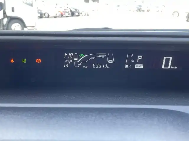 トヨタ アクア S スタイルブラック 佐賀県 2017(平29)年 6.4万km ダークブルーマイカ 社外SDナビゲーション/・フルセグTV/CD/DVD/SD/Bluetooth/バックカメラ/ビルトインETC/ISOFIX対応/ステアリングリモコン/純正LEDヘッドライト/・オートマチックハイビーム/純正フロアマット/純正ドアバイザ―/新車保証書/取扱説明書/スペアキー１本/プリクラッシュセーフティ/レーンディパーチャーアラート/横滑り防止装置