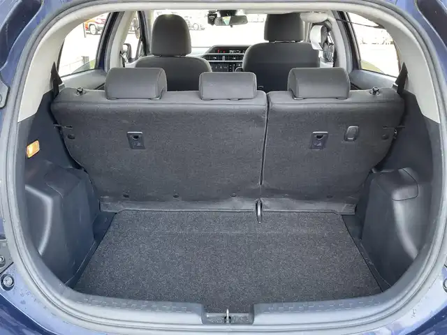 トヨタ アクア S スタイルブラック 佐賀県 2017(平29)年 6.4万km ダークブルーマイカ 社外SDナビゲーション/・フルセグTV/CD/DVD/SD/Bluetooth/バックカメラ/ビルトインETC/ISOFIX対応/ステアリングリモコン/純正LEDヘッドライト/・オートマチックハイビーム/純正フロアマット/純正ドアバイザ―/新車保証書/取扱説明書/スペアキー１本/プリクラッシュセーフティ/レーンディパーチャーアラート/横滑り防止装置