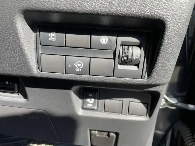 日産 ルークス ハイウェイスター X 高知県 2020(令2)年 10.4万km ブラック (株)IDOMが運営する【じしゃロン高知店】の自社ローン対象車両になります。こちらは現金ご利用時の価格です。自社ローンご希望の方は別途その旨お申付け下さい。