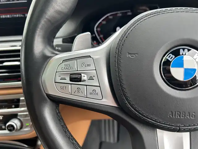 ＢＭＷ ７４０ｄ xDrive Mスポーツ 滋賀県 2020(令2)年 6万km サファイアブラックP サンルーフ/インテリジェントセーフティ/ACC/BSM/LKA/ヘッドアップディスプレイ/レザーシート/・前席メモリ付きパワーシート/・全席シートヒーター /・前席ベンチレーション/ソフトクローズドア/アンビエントライト/純正HDDナビ/（CD/DVD/BT/フルセグ/CarPlay）/harmon/kardonサウンド/360°カメラ/純正レーザーライト/純正20インチAW