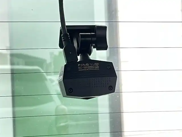 スバル フォレスター 2．0i－L 群馬県 2014(平26)年 8.8万km サテンホワイトパール 6MT/福祉車両（助手席回転シート）/カロッツェリアナビ/(SD/DVD/FM/AM/フルセグTV/SD/Bluetooth/iPod)/前後ドライブレコーダー/純正トランク防水マット/ビルトインETC/前席シートヒーター/SI Drive/クルーズコントロール/プッシュスタート/オートライト/全席レースシートカバー/取扱説明書/記録簿