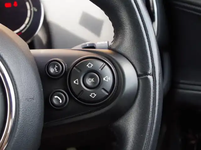 ＭＩＮＩ ＢＭＷ ミニ クロスオーバー クーパー D 埼玉県 2021(令3)年 5.5万km 黒 アダプティブクルーズコントロール /インテリジェントセーフティ /ドライビングアシストパッケージ /ペッパーパッケージ /ヘッドアップディスプレイ /PDC /コンフォートアクセス/iDriveナビ /バックカメラ /ETC/ブラックホイール