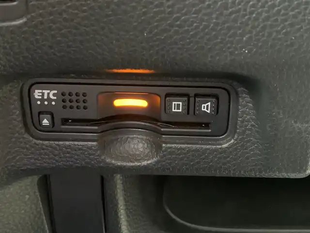 ホンダ Ｎ ＢＯＸ カスタム G L 福井県 2017(平29)年 10.4万km クリスタルブラックパール (株)IDOMが運営する【じしゃロン福井店】の自社ローン専用車両になりますこちらは現金またはオートローンご利用時の価格です。自社ローンご希望の方は別途その旨お申付け下さい/純正8インチナビ/フルセグTV・DVD・BT/バックカメラ/左側パワースライドドア/LEDヘッドライト/ダウンサス/ビルトインETC/スマートキー