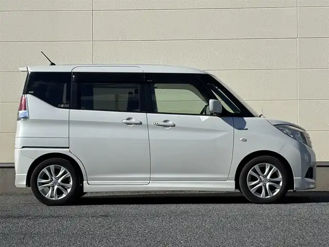 スズキ ソリオ HV MX Dカメラ ブレーキS 茨城県 2016(平28)年 11.7万km ピュアホワイトP 純正ナビ（DVD再生機能有）/全方位カメラ/前後ドライブレコーダー/クルーズコントロール/ビルトインETC2.0/片側パワースライドドア/D席シートヒーター/レーンキープアシスト/スペアキー/W+サイドエアバック/アイドリングストップ/純正アルミホイール/純正フロアマット