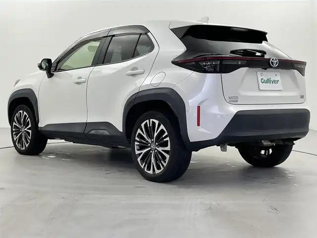 トヨタ ヤリスクロス ハイブリッド Z 福井県 2021(令3)年 3.5万km ホワイトパールクリスタルシャイン トヨタセーフティセンス/純正ディスプレイオーディオ/（Bluetooth/AM/FM/applecarplay/androidauto)/パノラミックビューモニター/ブラインドスポットモニター/ハンズフリーパワーバックドア/レーダークルーズコントロール/前席シートヒーター/ビルトインＥＴＣ２．０/ＡＣ１００Ｖ/スマートキー/プッシュスタート/パーキングアシスト/電動パーキング/ブレーキホールド/純正18インチアルミホイール/オートハイビーム
