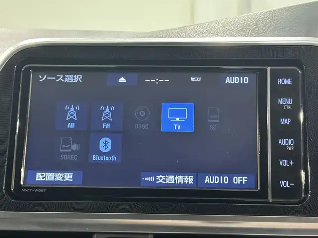 トヨタ シエンタ ハイブリッド G クエロ 愛知県 2018(平30)年 7.3万km ホワイトパールクリスタルシャイン 純正ナビ【NSZT-W68T】　/両側パワースライドドア/プリクラッシュセーフティ/レーンディパーチャーアラート/クリアランスソナー/パーキングサポートブレーキ/先行車発進告知/クルーズコントロール/ハーフレザーシート/前後ドライブレコーダー/ビルトインＥＴＣ/バックカメラ/ＬＥＤヘッドライト/オートハイビーム/ISOFIX/純正フロアマット