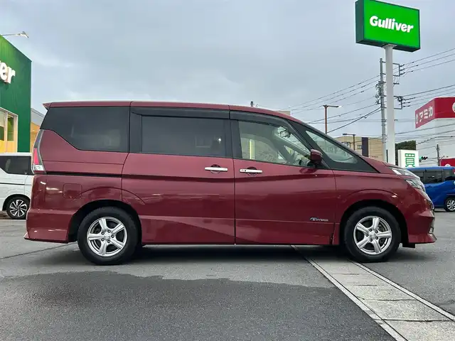 日産 セレナ ハイウェイスター 静岡県 2016(平28)年 4.6万km マルーンレッド 純正9インチナビ(CD/DVD/BT/フルセグ)/全方位カメラ/後席モニター/ドライブレコーダー前後/純正ETC/USB入力端子/パーキングアシスト/アイドリングストップ/レーダークルーズコントロール/Wオートエアコン/三列シート/ウォークスルー/フロアマット/両側パワースライドドア/15インチアルミホイール/ABS/横滑り防止装置/ナイトビジョン/コーナーセンサー前後/レーンキープアシスト/オートライト/LEDヘッドライト/W+サイドエアバック/衝突軽減システム/エンジンスタートボタン/パワーステアリング/パワーウィンドウ/アイドリングストップ/プロパイロット/デジタルインナーミラー/地図SD無し/警告灯点灯（ABS/横滑り防止装置/衝突軽減システム）