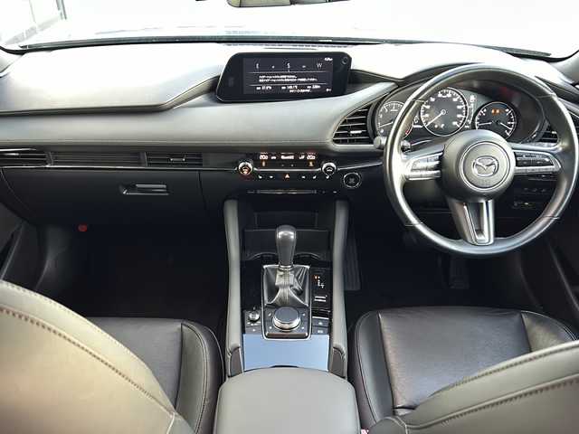 マツダ マツダ３ファストバック X Lパッケージ 山形県 2019(令1)年 3.9万km ポリメタルグレーM ４WD/純正ナビ/（AM/FM/フルセグ/BT）/ステアリングスイッチ/ステアリングヒーター/クルーズコントロール（追従有）/バックカメラ/全方位カメラ/BSM/レザーシート/運転席メモリ付きパワーシート/シートヒーター/BOSEサウンドシステム/オートＬＥＤヘッドライト/アダプティブハイビーム/スマートキー×２/電動格納ミラー/ETC/横滑り防止装置/レーンキープアシスト/プッシュスタート