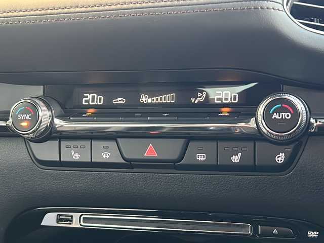 マツダ マツダ３ファストバック X Lパッケージ 山形県 2019(令1)年 3.9万km ポリメタルグレーM ４WD/純正ナビ/（AM/FM/フルセグ/BT）/ステアリングスイッチ/ステアリングヒーター/クルーズコントロール（追従有）/バックカメラ/全方位カメラ/BSM/レザーシート/運転席メモリ付きパワーシート/シートヒーター/BOSEサウンドシステム/オートＬＥＤヘッドライト/アダプティブハイビーム/スマートキー×２/電動格納ミラー/ETC/横滑り防止装置/レーンキープアシスト/プッシュスタート