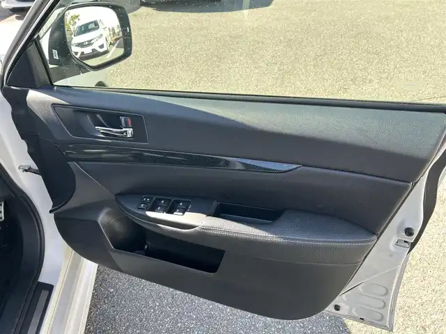 スバル レガシィ ツーリングワゴン 2．5i Bスポーツ アイサイトG 石川県 2013(平25)年 6.6万km サテンホワイトパール ４WD/社外HDDナビ/社外CD/DVD/フルセグTV/バックカメラ/HIDライト/純正アルミホイール/レーダークルーズコントロール/衝突軽減ブレーキ/運転席＆助手席パワーシート/スマートキー/プッシュスタート/電動ミラー/レーンキープアシスト/ステアリングリモコン/ETC