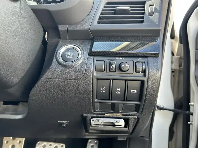 スバル レガシィ ツーリングワゴン 2．5i Bスポーツ アイサイトG 石川県 2013(平25)年 6.6万km サテンホワイトパール ４WD/社外HDDナビ/社外CD/DVD/フルセグTV/バックカメラ/HIDライト/純正アルミホイール/レーダークルーズコントロール/衝突軽減ブレーキ/運転席＆助手席パワーシート/スマートキー/プッシュスタート/電動ミラー/レーンキープアシスト/ステアリングリモコン/ETC