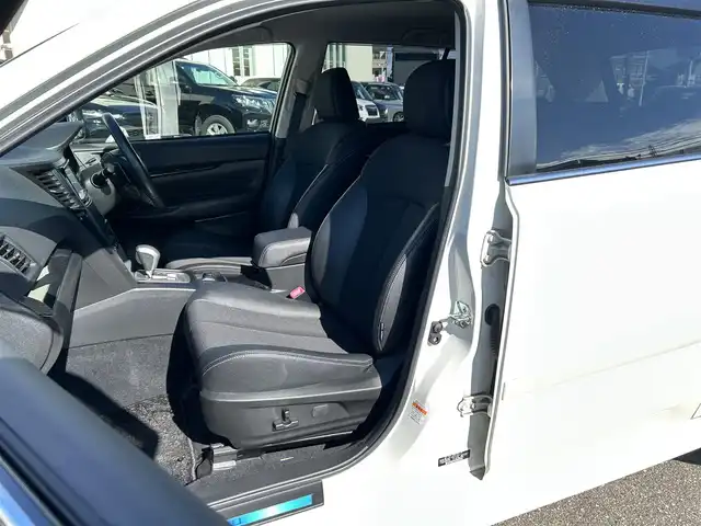 スバル レガシィ ツーリングワゴン 2．5i Bスポーツ アイサイトG 石川県 2013(平25)年 6.6万km サテンホワイトパール ４WD/社外HDDナビ/社外CD/DVD/フルセグTV/バックカメラ/HIDライト/純正アルミホイール/レーダークルーズコントロール/衝突軽減ブレーキ/運転席＆助手席パワーシート/スマートキー/プッシュスタート/電動ミラー/レーンキープアシスト/ステアリングリモコン/ETC