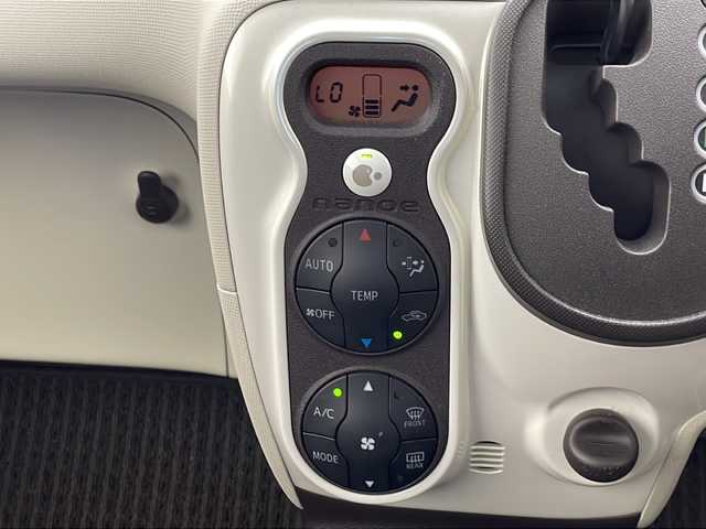 トヨタ ポルテ G 千葉県 2017(平29)年 5.1万km スーパーレッドⅤ 純正ナビ/　CD/DVD/Bluetooth/フルセグTV/衝突軽減ブレーキ/車線逸脱警報/オートハイビーム/片側パワスラ/シートヒーター（運転席）/ナノイー/フォグランプ/ビルトインETC/前方ドラレコ/フロアマット/スマートキー/スタートボタン/ドアバイザー