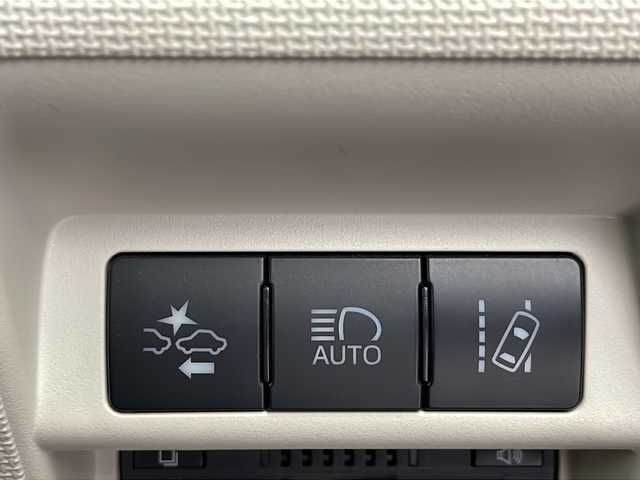 トヨタ ポルテ G 千葉県 2017(平29)年 5.1万km スーパーレッドⅤ 純正ナビ/　CD/DVD/Bluetooth/フルセグTV/衝突軽減ブレーキ/車線逸脱警報/オートハイビーム/片側パワスラ/シートヒーター（運転席）/ナノイー/フォグランプ/ビルトインETC/前方ドラレコ/フロアマット/スマートキー/スタートボタン/ドアバイザー