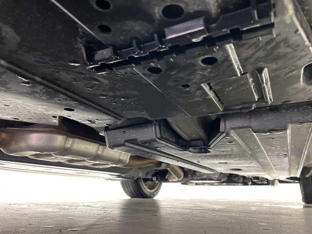 スバル レヴォーグ 1．6GT－S アイサイト 道央・札幌 2018(平30)年 5.6万km ダークグレーメタリック ・4WD/・サンルーフ/・純正ナビ/・BT&CD&DVD&USB&SD/・バックカメラ/・サイドカメラ/・デジタルインナーミラー/・アイサイトセーフティプラス/・レーダークルーズコントロール/・ブラインドスポットモニター/・レザーシート/・D席メモリシート/・前席パワーシート/・前席シートヒーター/・ビルトインETC/・前後コーナーセンサー/・LEDヘッドライト/・オートライト/・オートマチックハイビーム/・スマートキー/・プッシュスタート