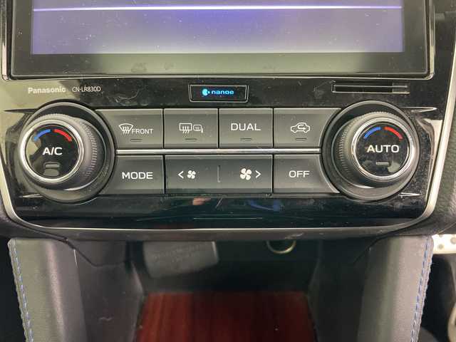 スバル レヴォーグ 1．6GT－S アイサイト 道央・札幌 2018(平30)年 5.6万km ダークグレーメタリック ・4WD/・サンルーフ/・純正ナビ/・BT&CD&DVD&USB&SD/・バックカメラ/・サイドカメラ/・デジタルインナーミラー/・アイサイトセーフティプラス/・レーダークルーズコントロール/・ブラインドスポットモニター/・レザーシート/・D席メモリシート/・前席パワーシート/・前席シートヒーター/・ビルトインETC/・前後コーナーセンサー/・LEDヘッドライト/・オートライト/・オートマチックハイビーム/・スマートキー/・プッシュスタート