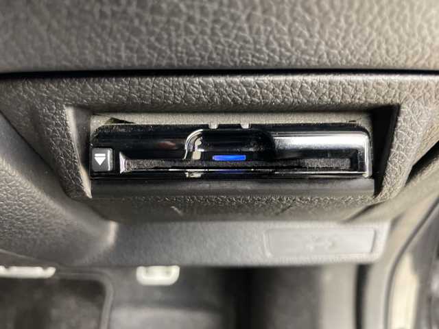 スバル レヴォーグ 1．6GT－S アイサイト 道央・札幌 2018(平30)年 5.6万km ダークグレーメタリック ・4WD/・サンルーフ/・純正ナビ/・BT&CD&DVD&USB&SD/・バックカメラ/・サイドカメラ/・デジタルインナーミラー/・アイサイトセーフティプラス/・レーダークルーズコントロール/・ブラインドスポットモニター/・レザーシート/・D席メモリシート/・前席パワーシート/・前席シートヒーター/・ビルトインETC/・前後コーナーセンサー/・LEDヘッドライト/・オートライト/・オートマチックハイビーム/・スマートキー/・プッシュスタート