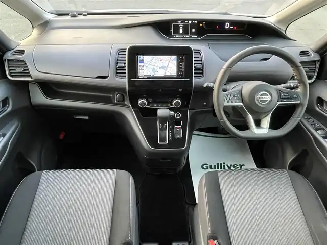 日産 セレナ ハイウェイスター V 兵庫県 2020(令2)年 6.8万km ブリリアントホワイトパール 2トーン 社外7インチナビ/フルセグ/Bluetooth接続/フリップダウンモニター（ALPINE）/両側パワースライドドア/プロパイロット/アラウンドビュー/デジタルインナーミラー/ETC/追従クルーズコントロール/ドアバイザー/純正フロアマット/LEDヘッドライト