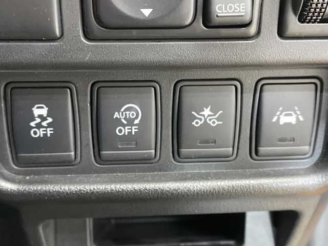 日産 ジューク 15RX Vセレクション 栃木県 2017(平29)年 3.4万km サンライトイエロー 社外ナビ(パナソニック製)/(CD/DVD/フルセグTV/Bluetooth)/全方位リアカメラ/レーンキープアシスト/衝突軽減システム/横滑り防止装置/禁煙車/純正アルミホイール/純正フロアマット/シガーライター/スマートキー/プッシュスタート/盗難防止装置システム/電動格納ミラー