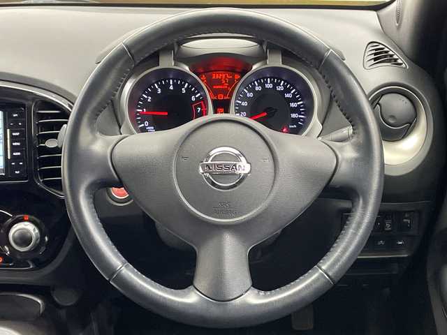 日産 ジューク 15RX Vセレクション 栃木県 2017(平29)年 3.4万km サンライトイエロー 社外ナビ(パナソニック製)/(CD/DVD/フルセグTV/Bluetooth)/全方位リアカメラ/レーンキープアシスト/衝突軽減システム/横滑り防止装置/禁煙車/純正アルミホイール/純正フロアマット/シガーライター/スマートキー/プッシュスタート/盗難防止装置システム/電動格納ミラー