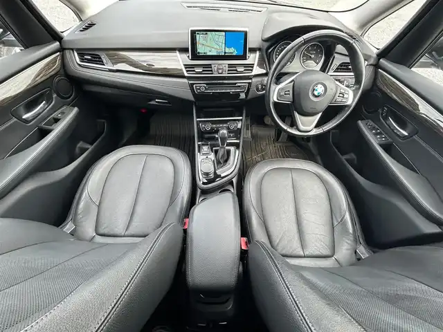 ＢＭＷ ２１８ｄ グランツアラー ラグジュアリー 千葉県 2016(平28)年 5.1万km メディテラニアンブルー 純正ナビ/CD/DVD/BT/USB/AUX/バックカメラ/ドライブレコーダー/ステアリングリモコン/ETC/電動パーキングブレーキ/黒レザーシート/D/N席シートヒーター/D/N席電動シート/純正16インチアルミホイール/オートライト/HIDライト/フォグランプ/ウインカーミラー/電動格納ミラー/フロアマット/保証書/スペアキー有