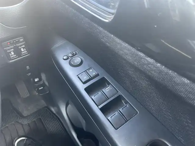 ホンダ Ｎ ＢＯＸ カスタム ターボ SSパッケージ 福岡県 2014(平26)年 9.2万km プレミアムゴールドパープルパール (株)IDOMが運営する【じしゃロン八幡西店】の自社ローン専用車両になります。こちらは現金またはオートローンご利用時の価格です。自社ローンご希望の方は別途その旨お申付けください。/純正メモリナビ【VXM-142VFi】/(Bluetooth/CD/DVD/フルセグTV)/衝突軽減ブレーキ/両側電動スライドドア/クルーズコントロール(追従なし)/社外前後ドライブレコーダー/パドルシフト/横滑り防止機能/ステアリングリモコン/バックカメラ/ETC/エンジンプッシュスタート/純正15インチアルミホイール/カーテンエアバッグ/スマートキー