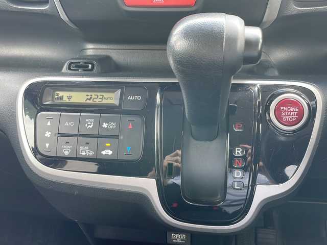 ホンダ Ｎ ＢＯＸ G Lパッケージ 青森県 2014(平26)年 9.6万km スマートブラック 4WD/ワンオーナー/純正CDオーディオ/左パワースライドドア/純正エンジンスターター/スマートキー/プッシュスタート/アイドリングストップ/HIDライト/社外14インチアルミ夏タイヤ/純正14インチスタッドレスタイヤ有/純正フロアマット/H29.R1.R3.R5記録簿有/スペアキー/保証書・取説書