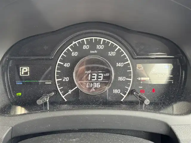 日産 ノート e－パワー B 兵庫県 2020(令2)年 2.9万km ブリリアントシルバー アラウンドビューモニター/インテリジェントルームミラー/カロッツェリアオーディオ/ETC/パーキングセンサー/エマージェンシーブレーキサポート/車線逸脱警報/オートライト/電格ミラー/プッシュスタート/スマートキー