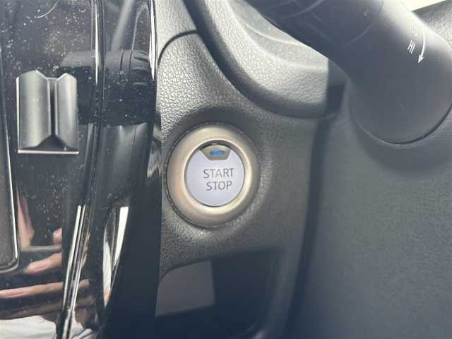 日産 ノート e－パワー B 兵庫県 2020(令2)年 2.9万km ブリリアントシルバー アラウンドビューモニター/インテリジェントルームミラー/カロッツェリアオーディオ/ETC/パーキングセンサー/エマージェンシーブレーキサポート/車線逸脱警報/オートライト/電格ミラー/プッシュスタート/スマートキー