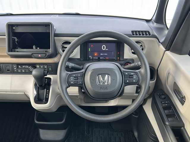 ホンダ Ｎ ＢＯＸ カスタム 三重県 2024(令6)年 0.4万km プラチナホワイトパール ホンダセンシング　/片側パワースライドドア　/スペアキー　/ＥＴＣ　/ＵＳＢ給電　/ＬＥＤヘッドライト　/オートライト/前後コーナーセンサー　/レーダークルーズコントロール　/レーンキープアシスト　/純正フロアマット　/ウィンカーミラー/ステアリングスイッチ/電動格納ミラー/禁煙車