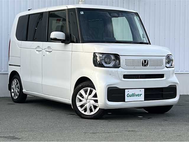 ホンダ Ｎ ＢＯＸ カスタム 三重県 2024(令6)年 0.4万km プラチナホワイトパール ホンダセンシング　/片側パワースライドドア　/スペアキー　/ＥＴＣ　/ＵＳＢ給電　/ＬＥＤヘッドライト　/オートライト/前後コーナーセンサー　/レーダークルーズコントロール　/レーンキープアシスト　/純正フロアマット　/ウィンカーミラー/ステアリングスイッチ/電動格納ミラー/禁煙車