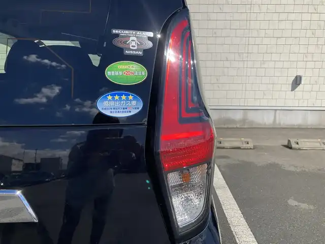 日産 デイズ HWS X プロパイロットED 静岡県 2019(平31)年 3.7万km ブラック インテリジェントエマージェンシーブレーキ/日産オリジナル9型ナビ（MM318D-L）/　AM　FM CD　DVD　MUSICSTOCKER　Bluetooth/フルセグTV/プロパイロット/アラウンドビューモニター/電動パーキングブレーキ/オートブレーキホールド/ナビ連動ドライブレコーダー/前後クリアランスソナー/アイドリングストップ/インテリジェントキー×２本/プッシュスタート/純正14インチアルミホイール/純正フロアマット