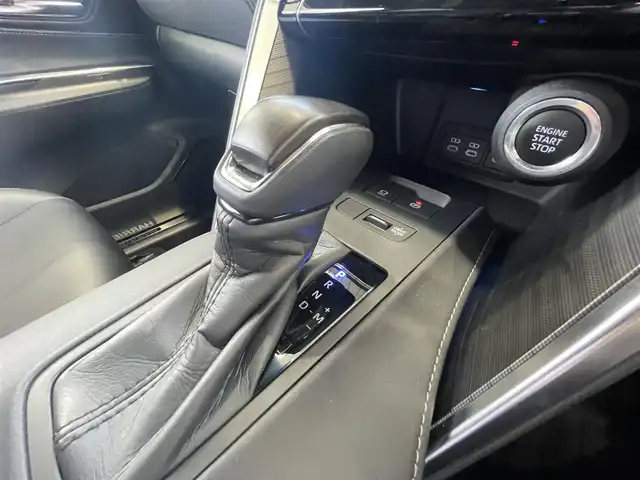 トヨタ ハリアー G 愛知県 2023(令5)年 1.9万km ブラック 禁煙車/純正HDDナビ/　AM/FM/USB/BT/フルセグTV/Miracast/ビルトインETC2.0/オートマチックハイビーム（AHB）/アダプティブクルーズコントロール（ACC）/レーンデパーチャーアラート（LDA）/プリクラッシュセーフティ（PCS）/前後クリアランスソナー（ICS）/パワーバックドア/デジタルインナーミラー/横滑り防止装置/電子パーキング/本革巻きステアリング/ステアリングスイッチ/純正18インチAW/純正フロアマット/LEDヘッドライト/フォグランプ/オートライト/W＋サイドエアバッグ/保証書/取説