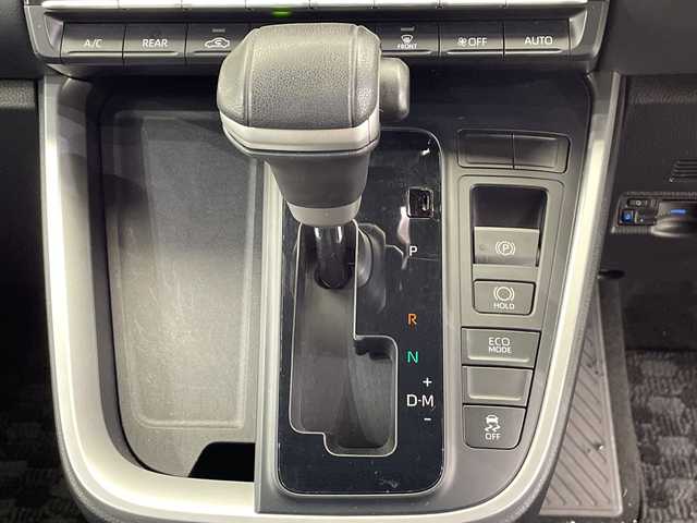 トヨタ ヴォクシー S－Z 栃木県 2023(令5)年 0.7万km アティチュードブラックマイカ 純正メモリナビ/（CD/DVD/フルセグTV/Bluetooth/USB/Miracast）/バックカメラ/モデリスタエアロ/純正フリップダウンモニター/トヨタセーフティセンス/コーナーセンサー/ビルトインETC2.0/前後ドライブレコーダー/両側パワースライドドア/パワーバックドア/ハーフレザーシート/前席シートヒーター/オートライト/LEDヘッドライト/横滑り防止装置/スマートキー/プッシュスタート/ステアリングスイッチ/革巻きステアリング/ウィンカーミラー/純正17インチアルミホイール/フロアマット