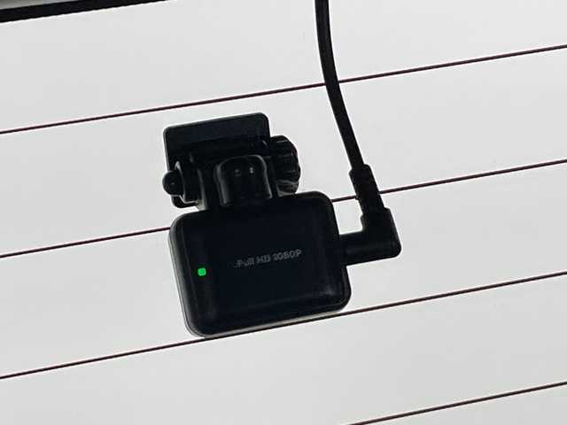 トヨタ ヴォクシー S－Z 栃木県 2023(令5)年 0.7万km アティチュードブラックマイカ 純正メモリナビ/（CD/DVD/フルセグTV/Bluetooth/USB/Miracast）/バックカメラ/モデリスタエアロ/純正フリップダウンモニター/トヨタセーフティセンス/コーナーセンサー/ビルトインETC2.0/前後ドライブレコーダー/両側パワースライドドア/パワーバックドア/ハーフレザーシート/前席シートヒーター/オートライト/LEDヘッドライト/横滑り防止装置/スマートキー/プッシュスタート/ステアリングスイッチ/革巻きステアリング/ウィンカーミラー/純正17インチアルミホイール/フロアマット