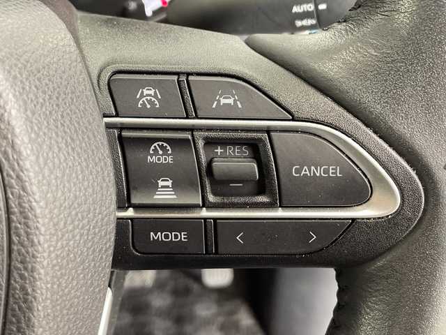 トヨタ ヴォクシー S－Z 栃木県 2023(令5)年 0.7万km アティチュードブラックマイカ 純正メモリナビ/（CD/DVD/フルセグTV/Bluetooth/USB/Miracast）/バックカメラ/モデリスタエアロ/純正フリップダウンモニター/トヨタセーフティセンス/コーナーセンサー/ビルトインETC2.0/前後ドライブレコーダー/両側パワースライドドア/パワーバックドア/ハーフレザーシート/前席シートヒーター/オートライト/LEDヘッドライト/横滑り防止装置/スマートキー/プッシュスタート/ステアリングスイッチ/革巻きステアリング/ウィンカーミラー/純正17インチアルミホイール/フロアマット