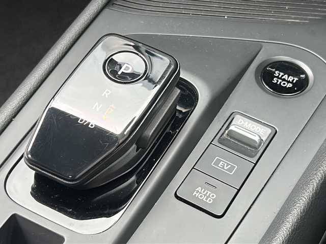 日産 ノート S 広島県 2021(令3)年 5.5万km ダークメタルグレー 禁煙車/エマージェンシーブレーキ/車線逸脱警報/ハイビームアシスト/速度標識認識/道路標識認識/アラウンドビューモニター/インテリジェントルームミラー/BSW+BSI+RCTA/社外ナビ（AVIC-RZ501）/・CD/DVD/Bluetooth/SD/リモコンドアミラー/インテリジェントキー/スペアキー