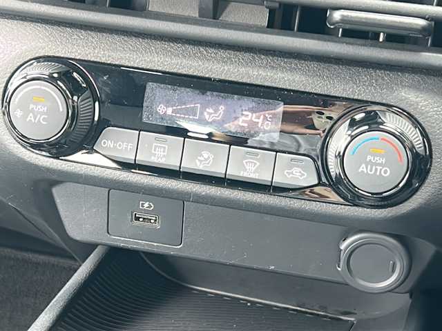 日産 ノート S 広島県 2021(令3)年 5.5万km ダークメタルグレー 禁煙車/エマージェンシーブレーキ/車線逸脱警報/ハイビームアシスト/速度標識認識/道路標識認識/アラウンドビューモニター/インテリジェントルームミラー/BSW+BSI+RCTA/社外ナビ（AVIC-RZ501）/・CD/DVD/Bluetooth/SD/リモコンドアミラー/インテリジェントキー/スペアキー