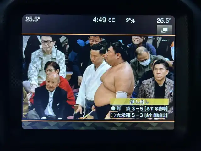 クライスラー・ジープ ラングラー アンリミテッド サハラ 石川県 2021(令3)年 3.4万km ブライトホワイト ワンオーナー/4WD/純正ナビ/　Bluetooth・USB・AUX・AppleCarPlay/ALPINEサウンド/フルセグTV/ETC2.0/バックカメラ/前後ドライブレコーダー/アダプティブクルーズコントロール/ブラインドスポットモニター/シートヒーター/ステアリングヒーター/アンチロック・ブレーキ・システム/衝突被害軽減システム/横滑り防止装置/前後コーナーセンサー/盗難防止装置/オートマチックハイビーム/ダウンヒルアシストコントロール/純正アルミホイール/スマートキー