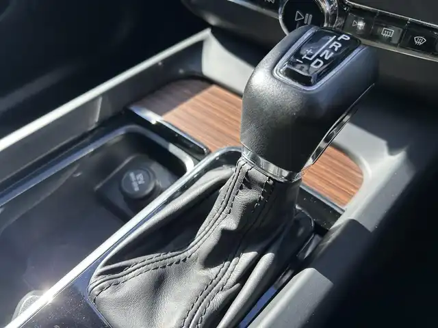 ボルボ ＸＣ６０ T5 AWD インスクリプション 福岡県 2019(平31)年 6.6万km ガンＭ インテリセーフ/黒革シート/エアシート　/全席シートヒーター/前席シートマッサージ　/ヘッドアップディスプレイ/純正ナビ/Applecarplay/androidauto/全方位カメラ/フルセグTV/Bluetooth/LEDヘッドライト/オートハイビーム/パワーバックドア/純正ドライブレコーダー/純正19インチアルミホイール/ETC