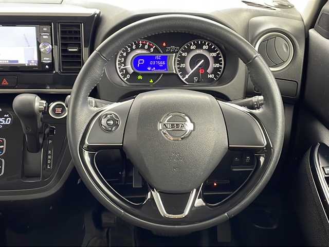 日産 デイズ ルークス HWS X Vセレクション 鹿児島県 2018(平30)年 3.8万km モカブラウンP 社外SDナビ/(BT/CD/DVD/AM/FM/フルセグTV)/アラウンドビューモニター/レーンキープアシスト/オートマチックハイビーム/両側パワースライドドア/バックカメラ/ハーフレザーシート/アイドリングストップ/後席サーキュレーター/ステアリングスイッチ/純正LEDヘッドライト/純正フロアマット/フロントフォグライト/純正15インチアルミホイール/保証書/取り扱い説明書/スペアキー