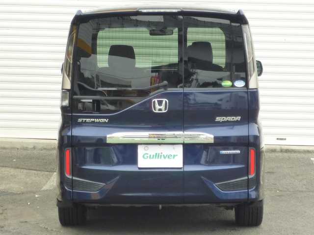 ホンダ ステップワゴン スパーダ ハイブリッド G ホンダセンシング 和歌山県 2018(平30)年 6.8万km オブシダンブルーパール 社外7インチメモリナビ(AVIC-RZ801)/  フルセグTV/CD/DVD/BT/USB/バックカメラ/両側パワースライドドア/10.2型フリップダウンモニター/ホンダセンシング/・衝突軽減ブレーキ/・誤発進抑制機能/・追従クルーズコントロール/・レーンキープアシスト/シートバックテーブル/ビルトインETC/LEDヘッドライト/LEDフォグライト/社外１９インチアルミホイール/スペアキーX1/取扱説明書/保証書