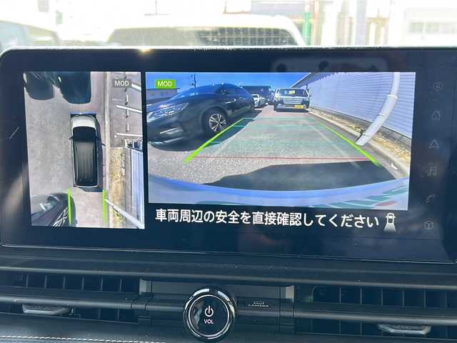 日産 セレナ ハイウェイスター V 秋田県 2023(令5)年 4.5万km ホワイト ４WD/純正メモリナビ/純正ETC2.0/両側パワースライドドア/ステアリングヒーター/前後ドライブレコーダー/全席シートヒーター/前後コーナーセンサー/パドルシフト/純正ＡＷ/社外スタッドレスＡＷ/スペアキー