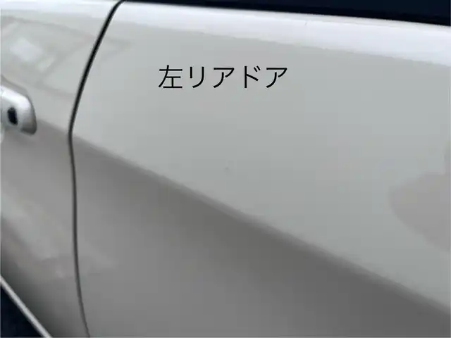 ダイハツ ブーン スタイル ホワイトLTD SAⅢ 三重県 2019(令1)年 3.1万km ホワイト/パウダリーベージュメタリック 2トーン 全方位カメラ/純正ナビ(Bluetooth/CD/DVD/SD/地デジTV/AM/FM)/360°ドライブレコーダー(HDR360G)/ETC/コーナーセンサー/スマートアシスト3(衝突警報/衝突回避支援ブレーキ/誤発進抑制制御/車線逸脱警報/オートハイビーム/先行車発進お知らせ)/LEDクリアランスランプ付LEDヘッドランプ/オートライト/LEDフロントフォグランプ/ホワイトドアミラー(電動オート格納)/ボディ同色アウトサイドドアハンドル/オプティトロンメーター/ステアリングスイッチ/助手席フタ付アッパーボックス/シートアンダートレイ(助手席)/キーフリーシステム/プッシュスタート/スペアキー